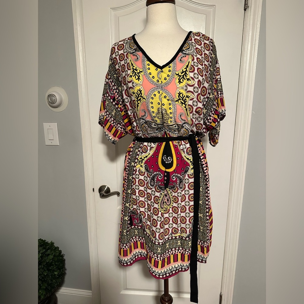 NWT Ashley Stewart Size 14/16  Top Pink Black Swirl With Side Slits.